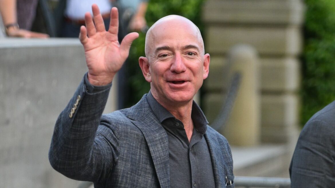 Jeff Bezos explica por qué evitar reuniones de trabajo después de las 5 PM
