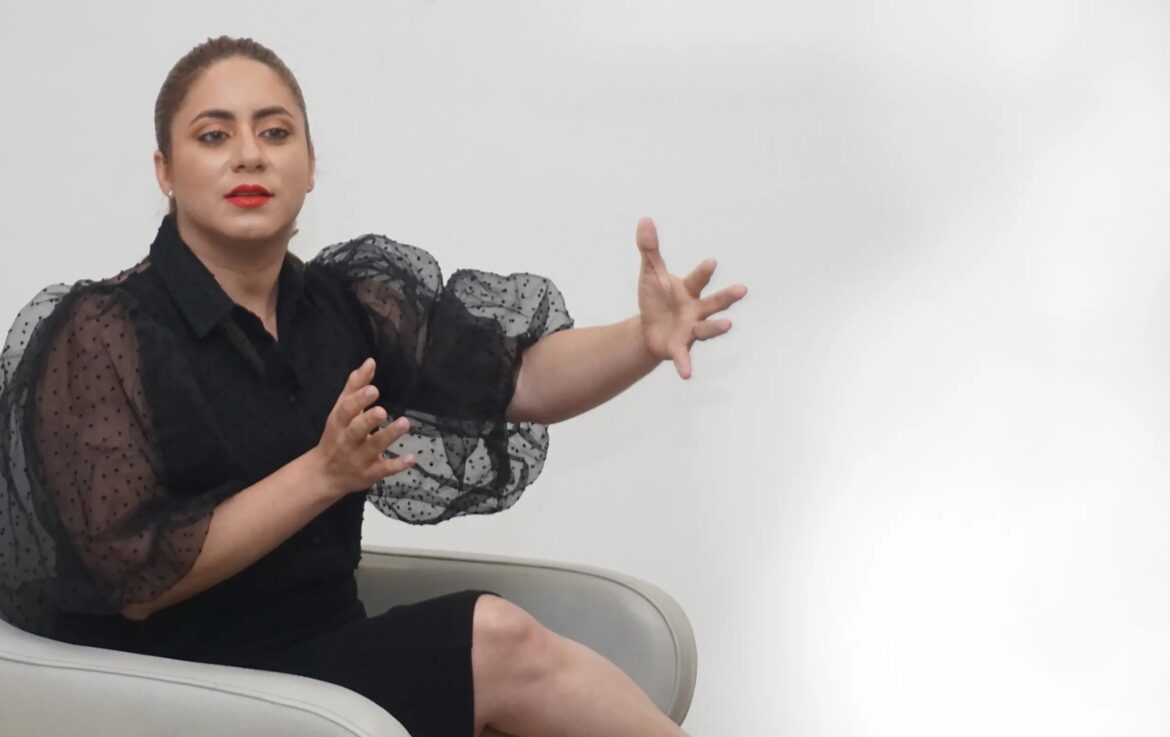 Gloria Reyes