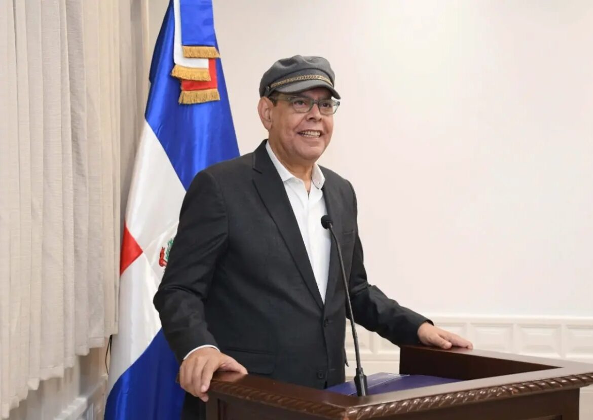 Fernando Villalona