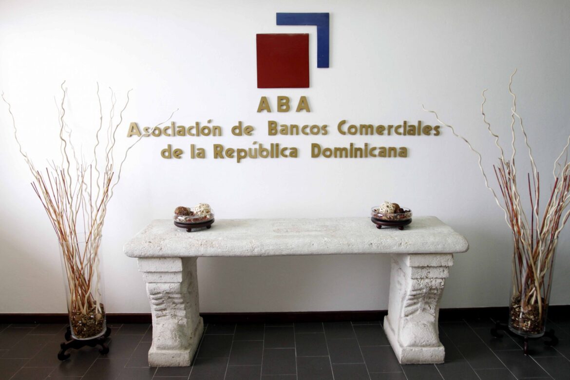ABA destaca solvencia de la banca dominicana