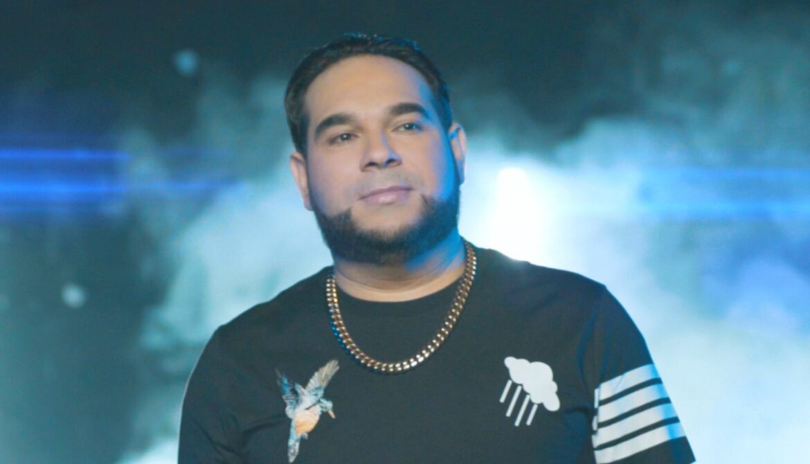 El Chaval de la Bachata