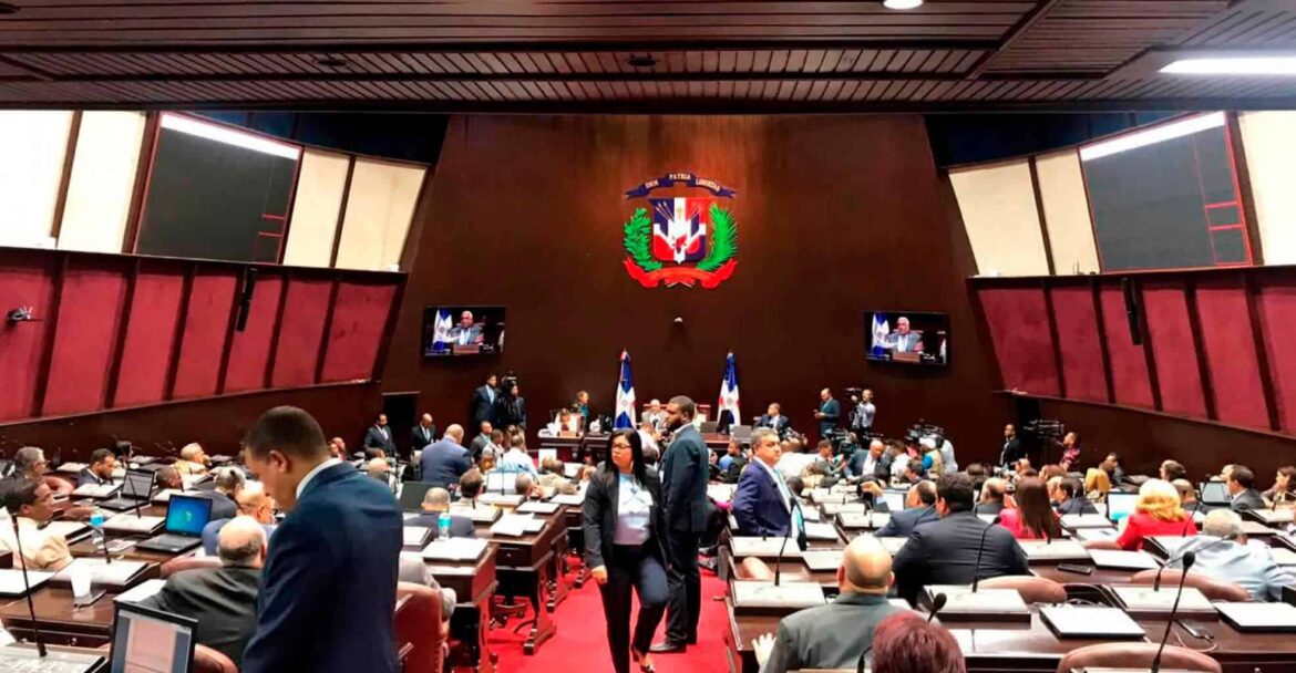 Se frena debate del Código Penal