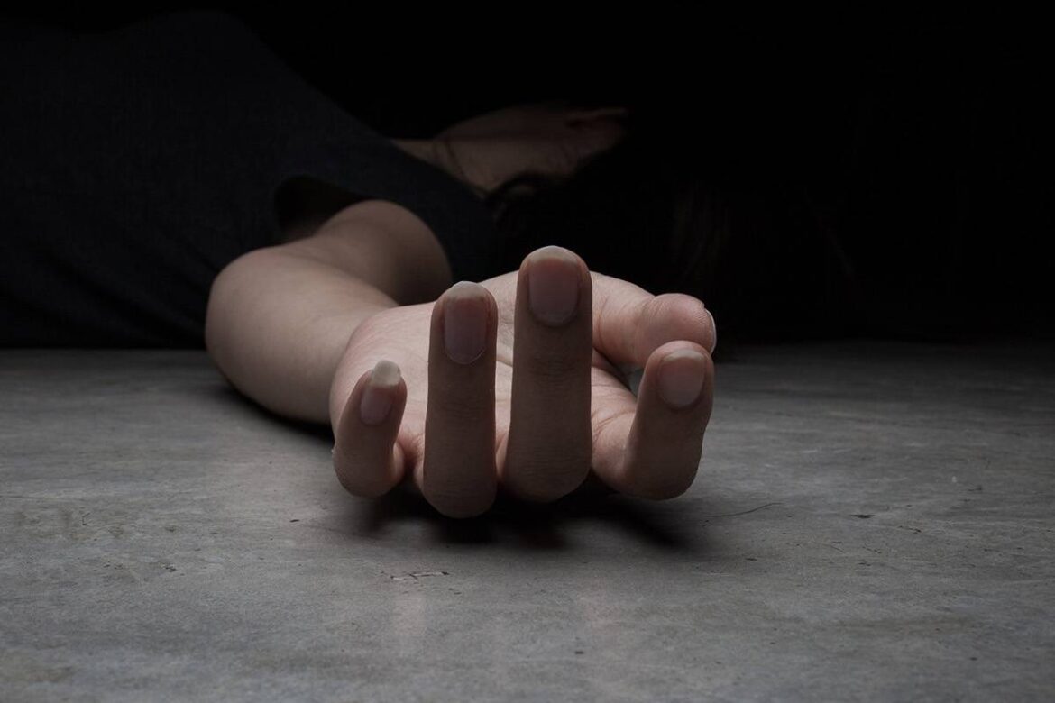 Policía comete primer feminicidio del año en Mao
