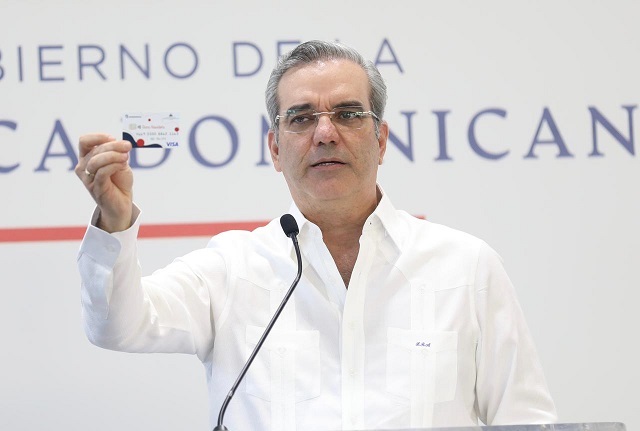 Abinader anuncia “bonos navideños” para 2 millones de dominicanos - Por ...