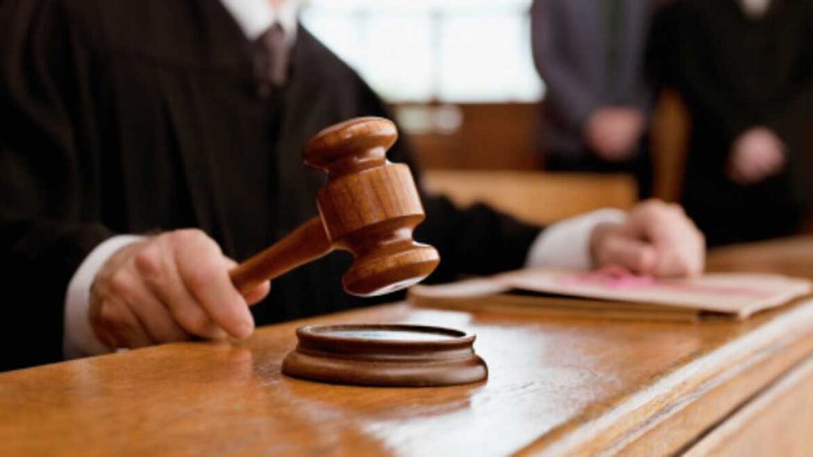 Tribunal frena política migratoria de Trump