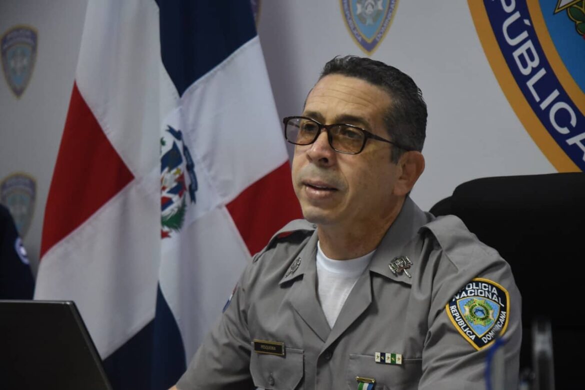 Policía busca pareja haitiana agredió personal médico en Darío Contreras