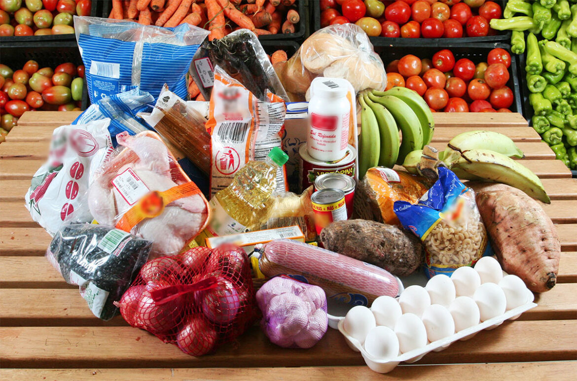 Experto propone plan para bajar precios alimentos