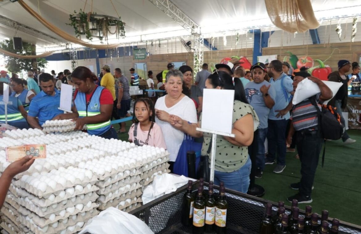 Mucha gente sigue aprovechando la Feria Agropecuaria Nacional