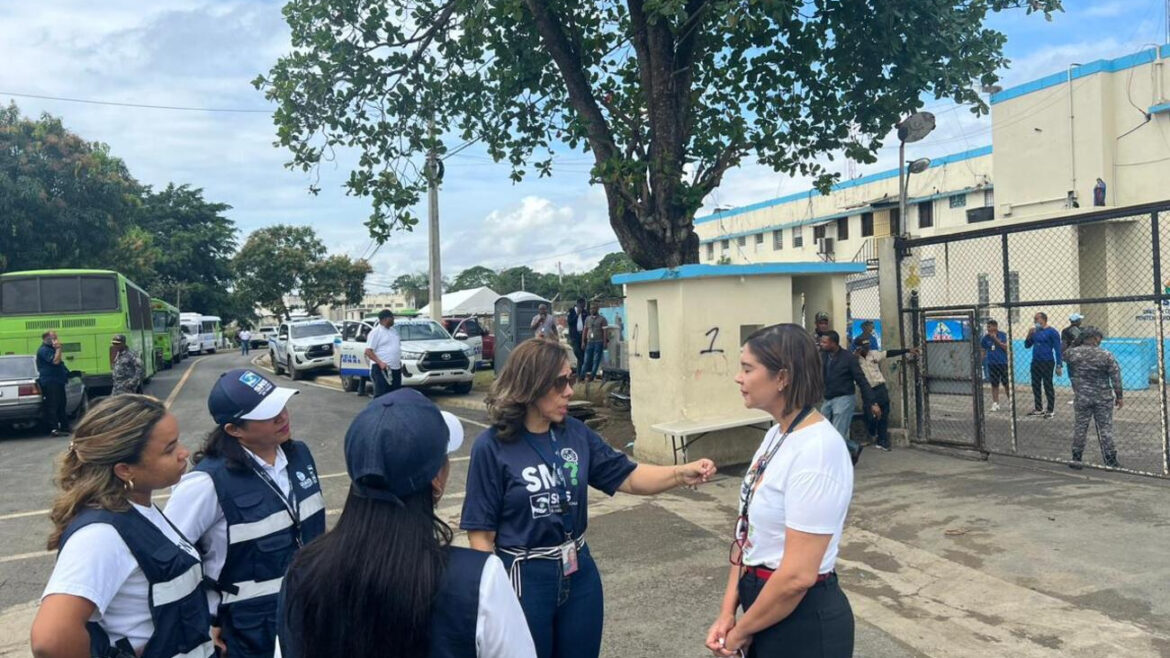 Dan asistencia psicológica a internos afectados por incendio en cárcel La Victoria