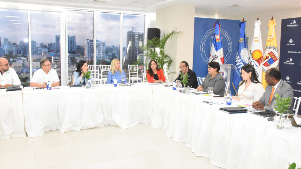 Ministerio de Turismo inicia acciones para la creación de la Estrategia Nacional de Sostenibilidad 