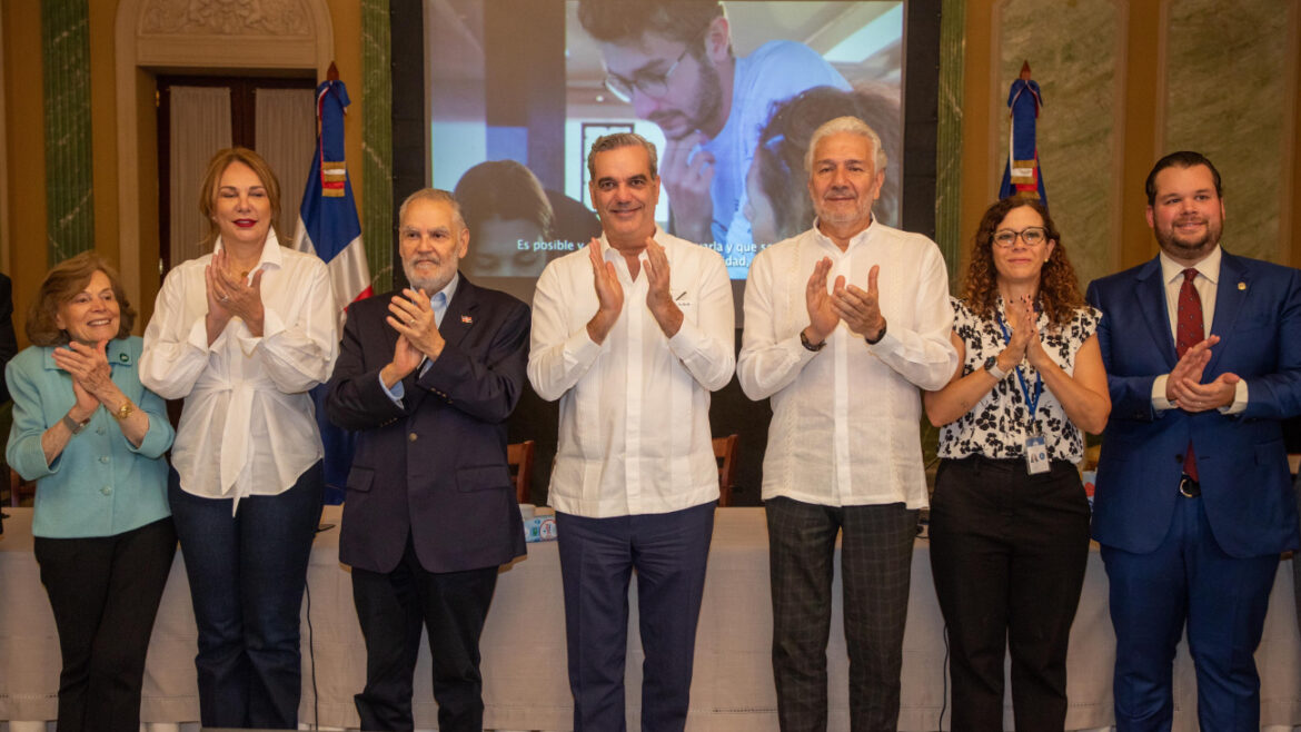 Gobierno crea el “Santuario Marino Orlando Jorge Mera” 