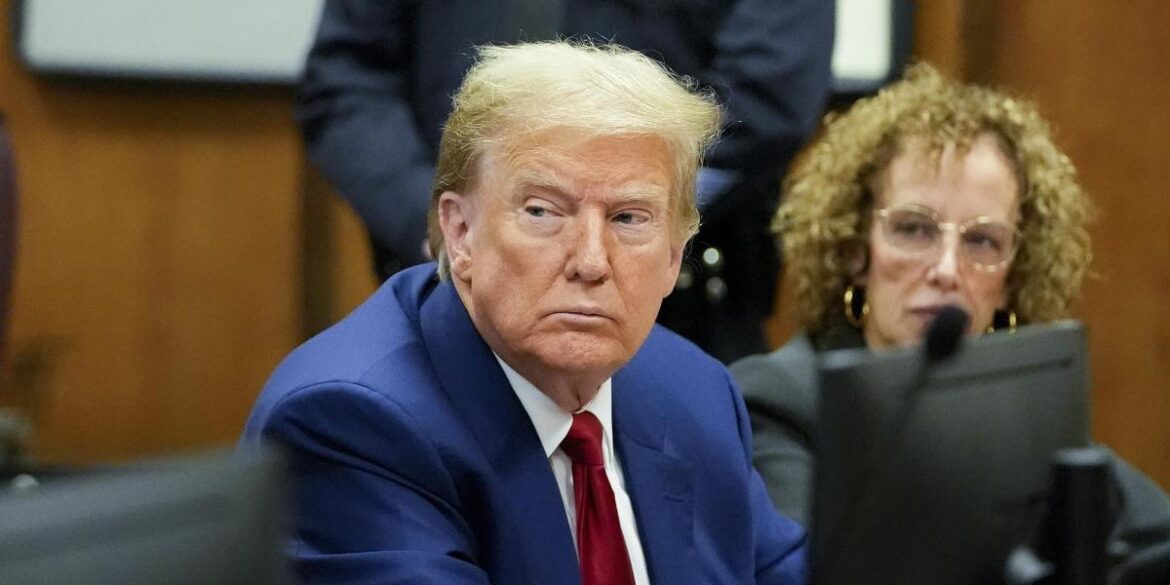 Trump consigna fianza por USD 175 millones en caso de fraude
