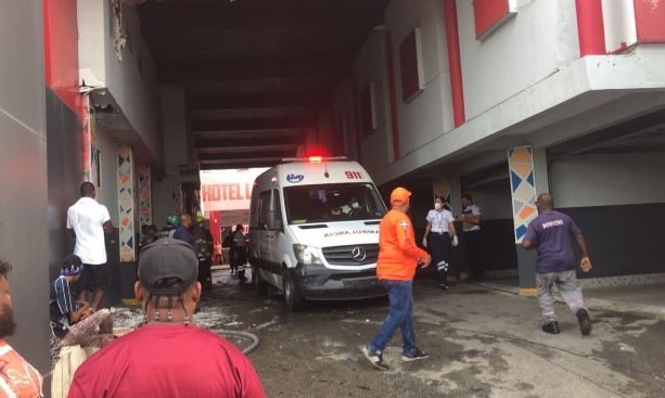 Cuatro fallecidos tras incendio en un hotel de Las Américas