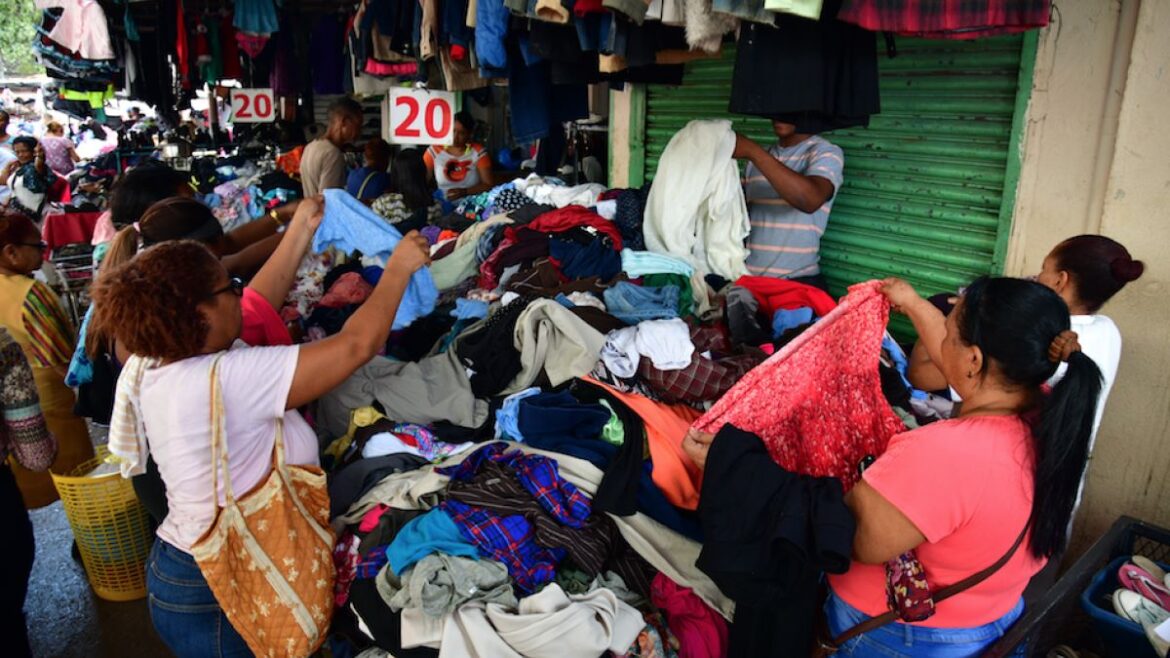 La Ropa Advisos Importación de ropa de pacas se ampara en una ley - Por la Línea