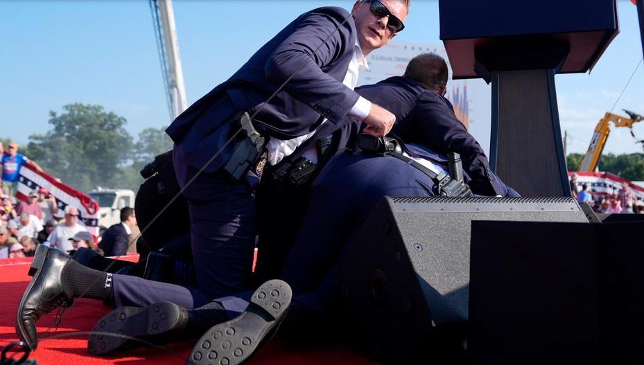 Trump resulta herido durante alegado atentado en Pensilvania