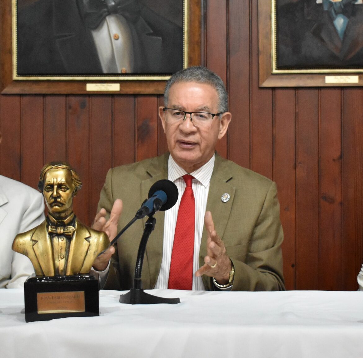 Pide mayor vigilancia militar ante avance de bandas haitianas