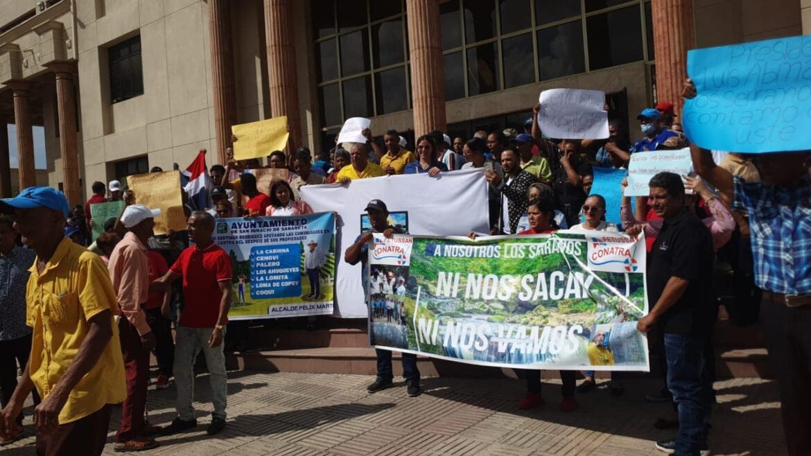 “Ni nos sacan ni nos vamos” le gritaron en la cara a Alejandro Jerez