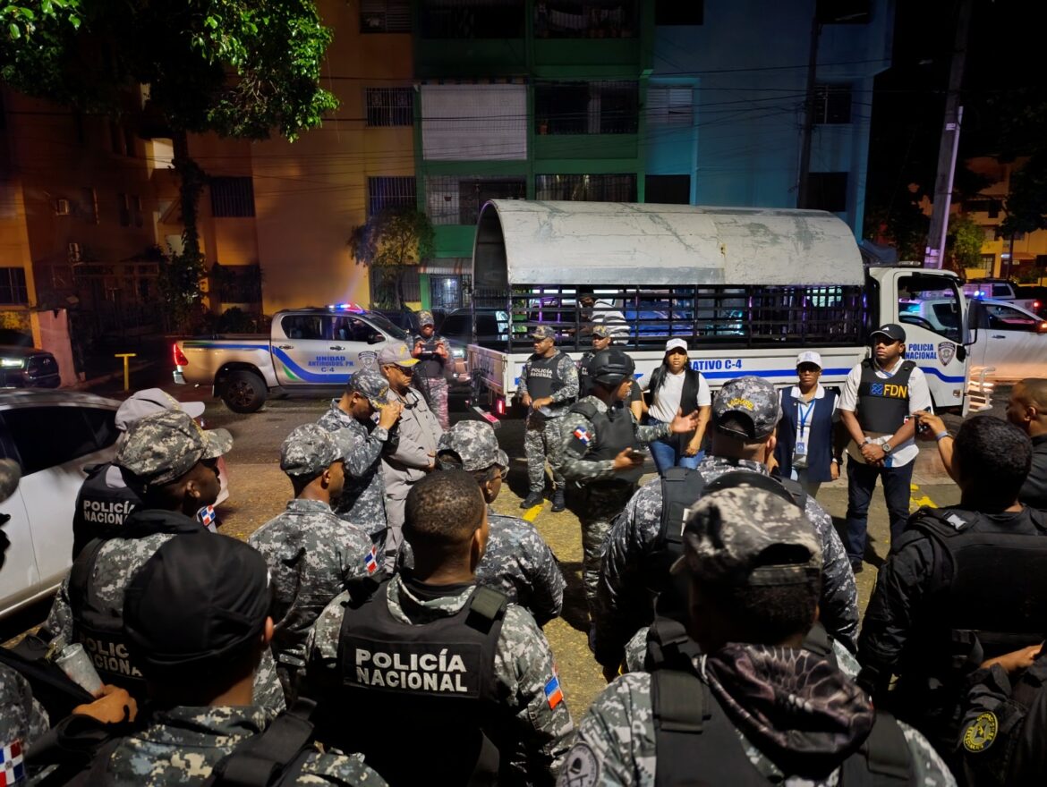 Policía desmantela banda delincuencial en Boca Chica