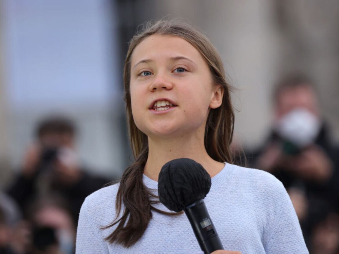 Detienen a Greta Thunberg en protesta contra guerra en Gaza