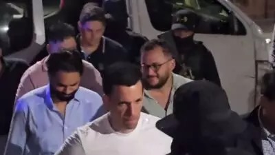 Apresan a Hugo Beras y Jochy Gómez por alegadas irregularidades en contrato para semáforos