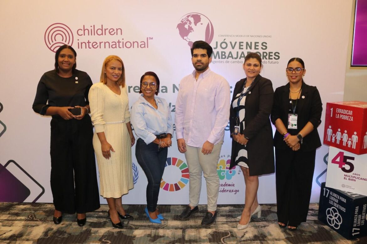 Children International celebra conferencia “Jóvenes Embajadores”