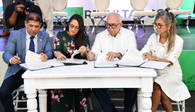Bagrícola prestará RD$600 millones a productores de cerdos del país