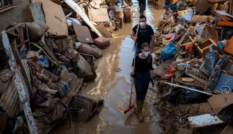 España lanza plan de ayuda tras devastador temporal