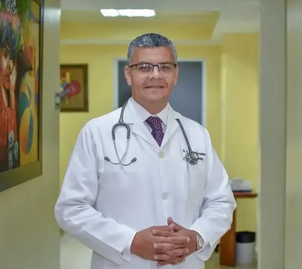 Neumólogos advierten peligro de automedicarse