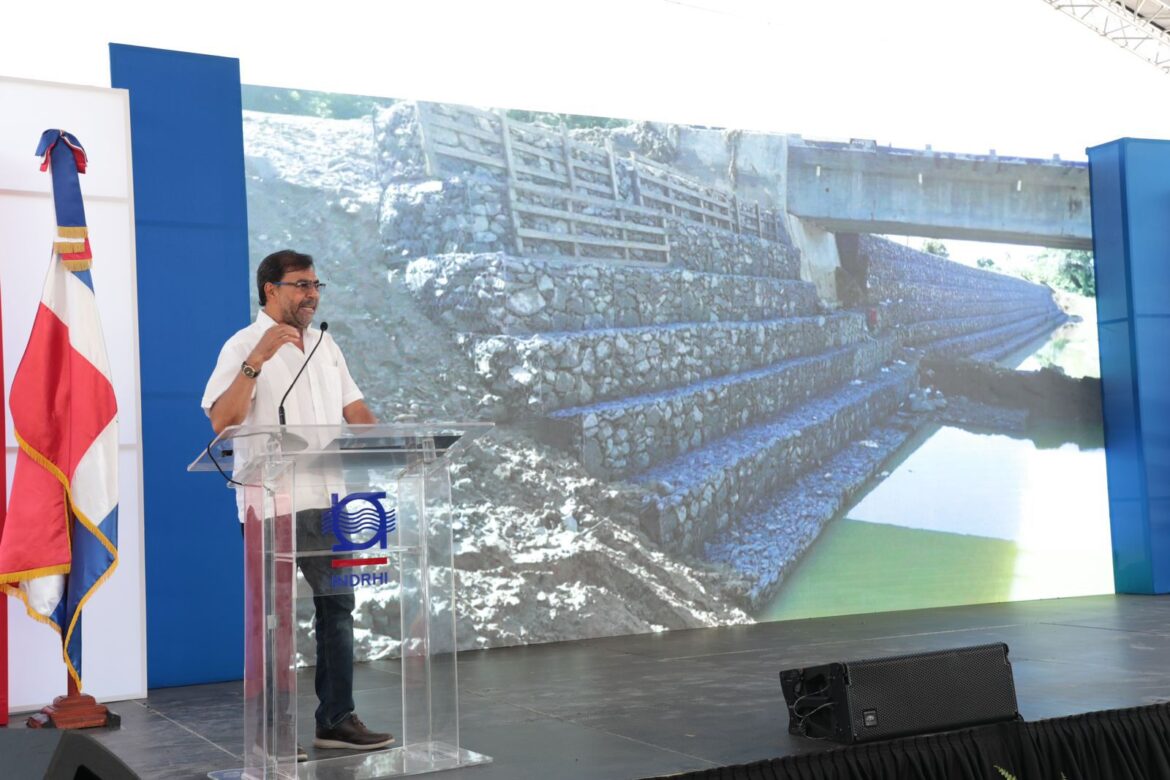 INDRHI da mantenimiento a sistemas de riego en todo el país; anuncia obras para 2025