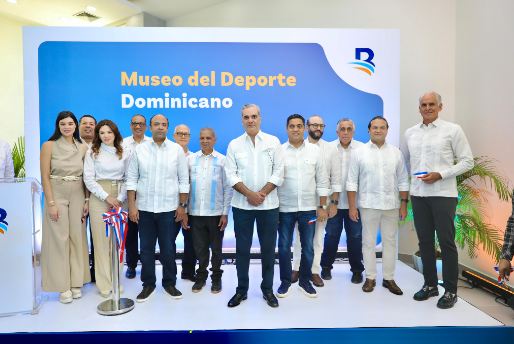 Abinader inaugura varias obras deportivas