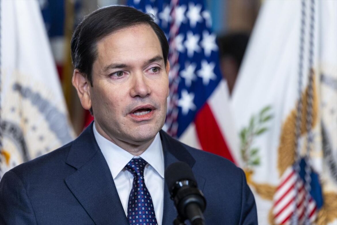 EEUU endurece restricciones de visa a funcionarios extranjeros
