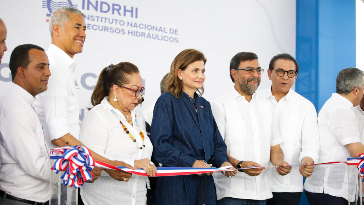 Dice acceso al agua y educación es fundamental para desarrollo del país