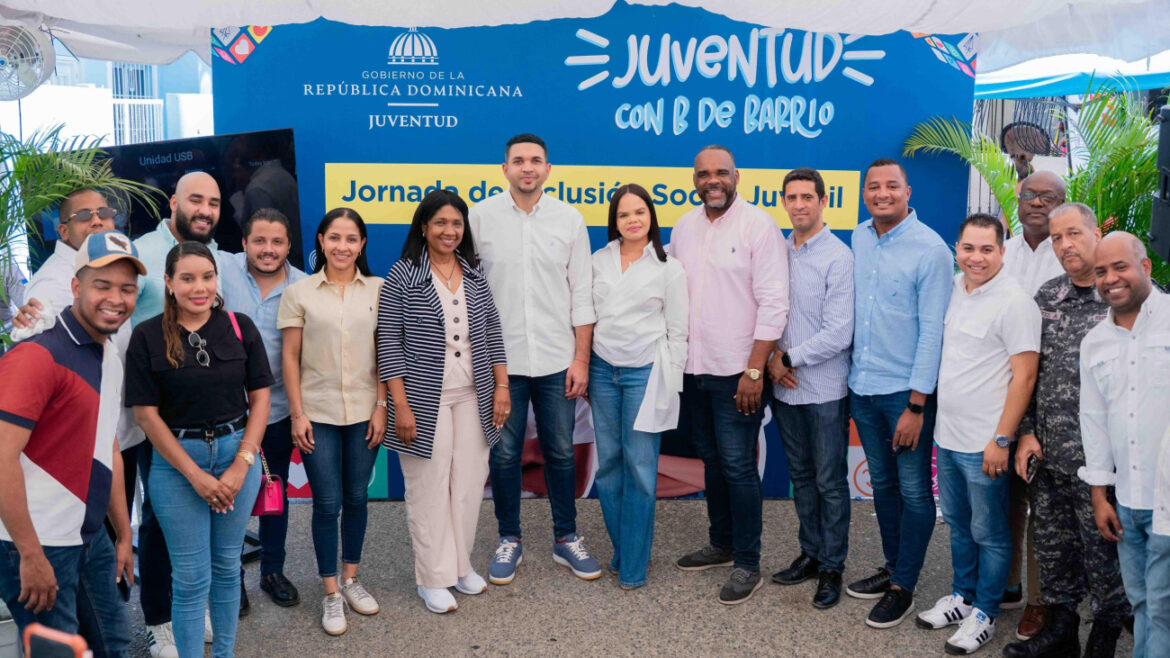 Ministro Carlos Valdez impulsa a la juventud desde Los Alcarrizos