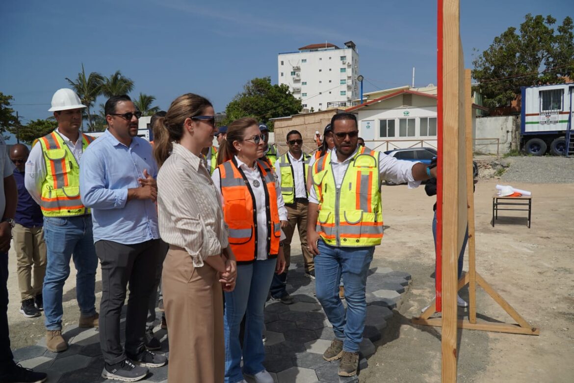 Avanzan obras del Malecón Deportivo y Paseo 30 de Mayo