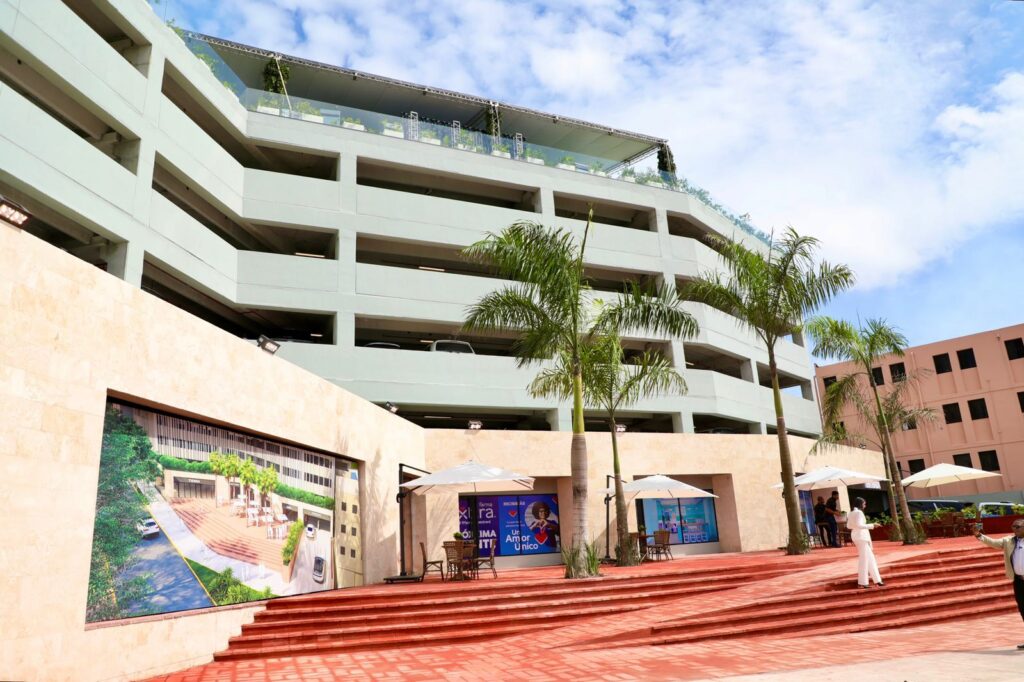 Inauguran Parqueo Plaza Zona Colonial: más movilidad y orden