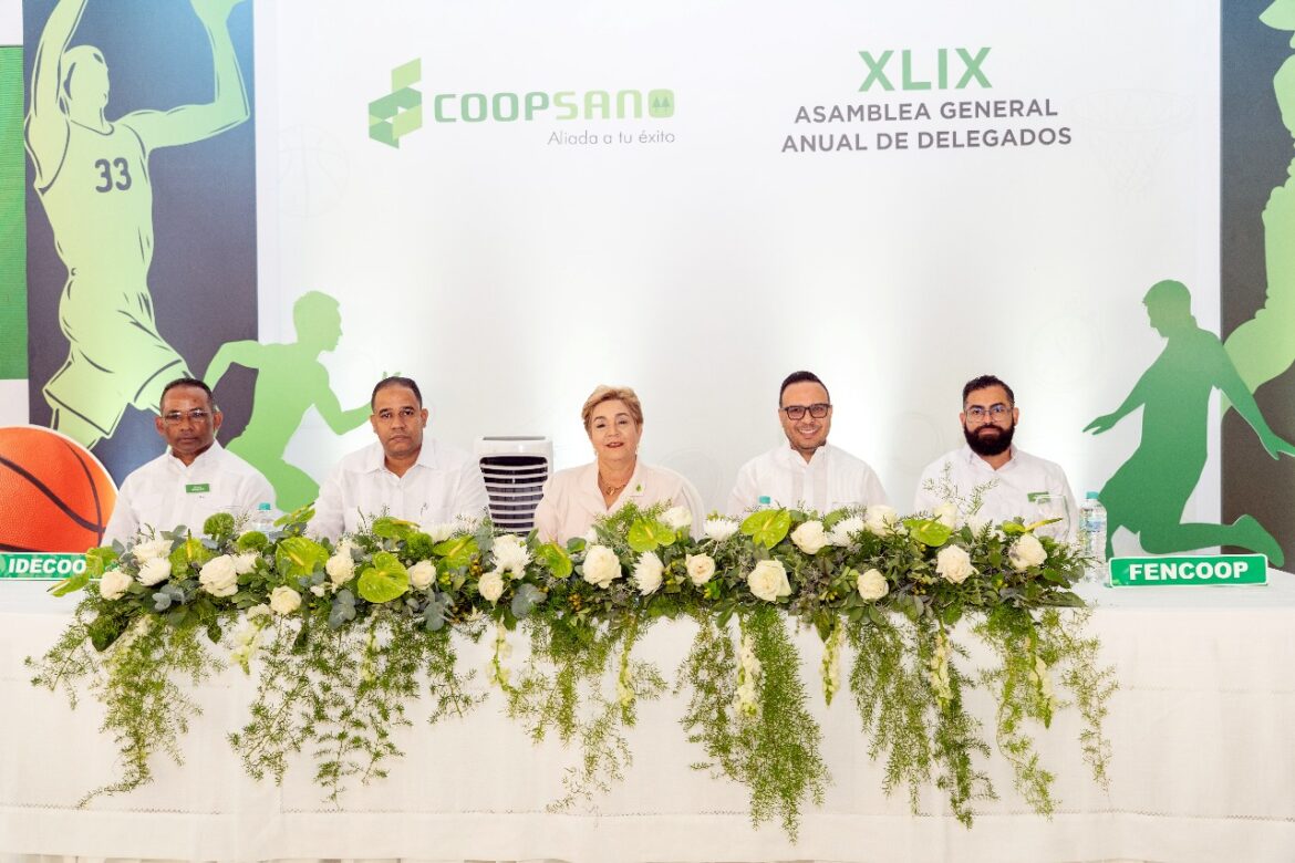 COOPSANO refuerza su liderazgo en su XLIX Asamblea General