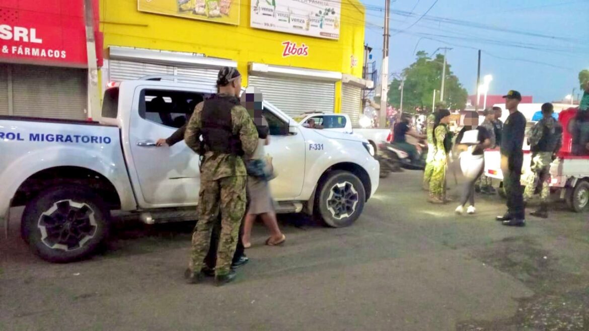 Migración detiene a 923 haitianos indocumentados y repatria a otros 967
