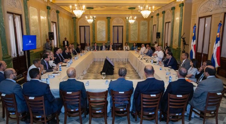 Empresarios ven panorama favorable en la economía nacional