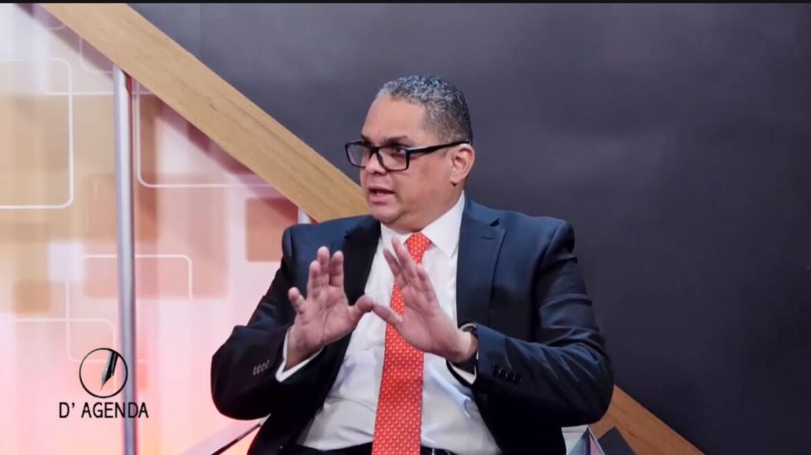 Economista advierte existe un déficit estructural en finanzas públicas