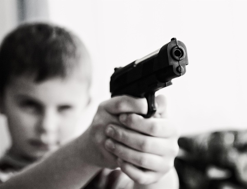 Delincuencia juvenil El Diablón, 13 años y una pistola: la infancia perdida de Villa Faro