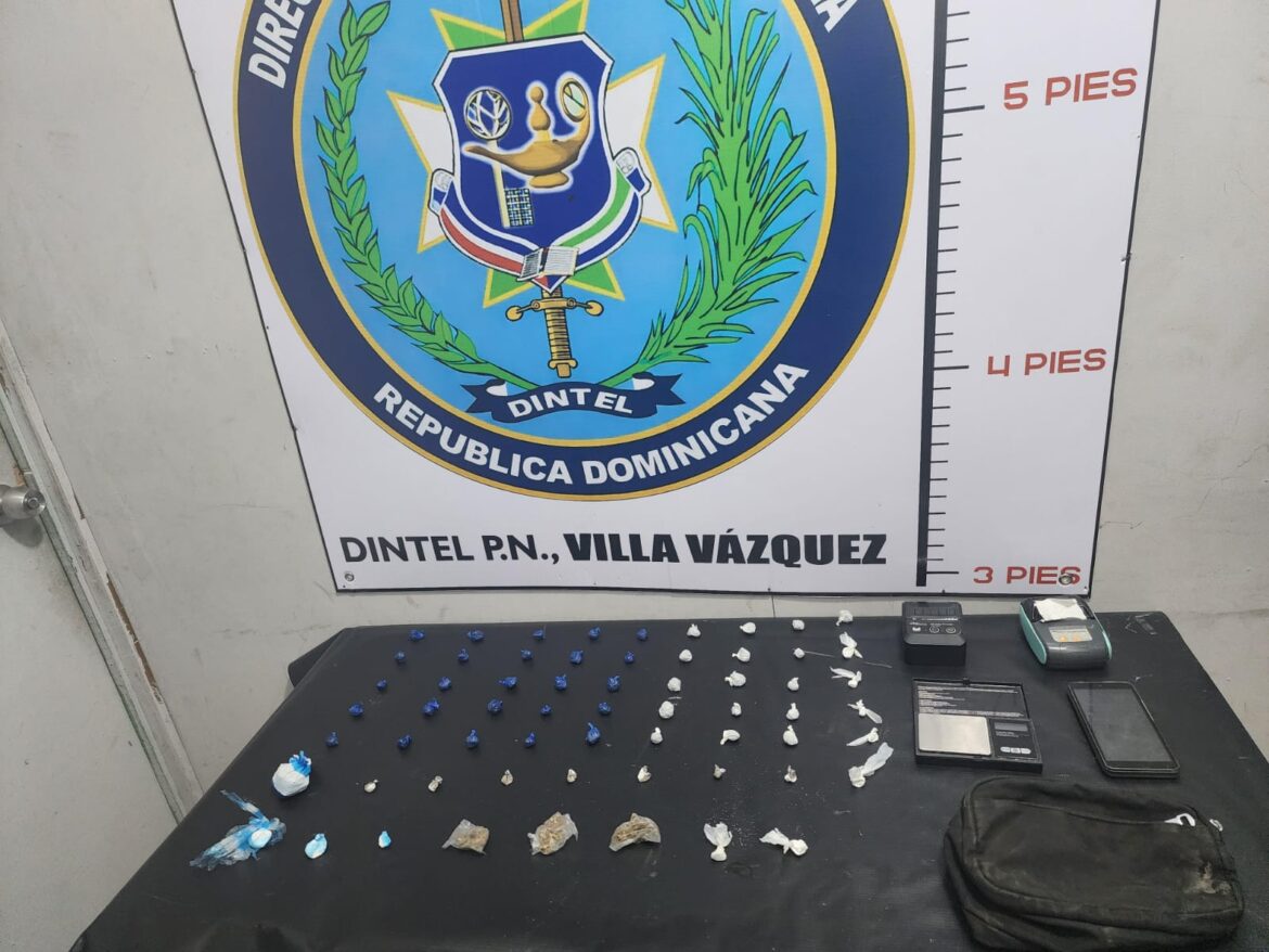 Operativos contra drogas en Montecristi con agentes y evidencias incautadas