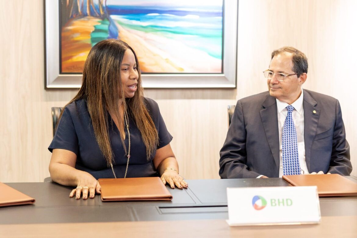 IFC y BHD firman acuerdo de financiamiento sostenible en República Dominicana