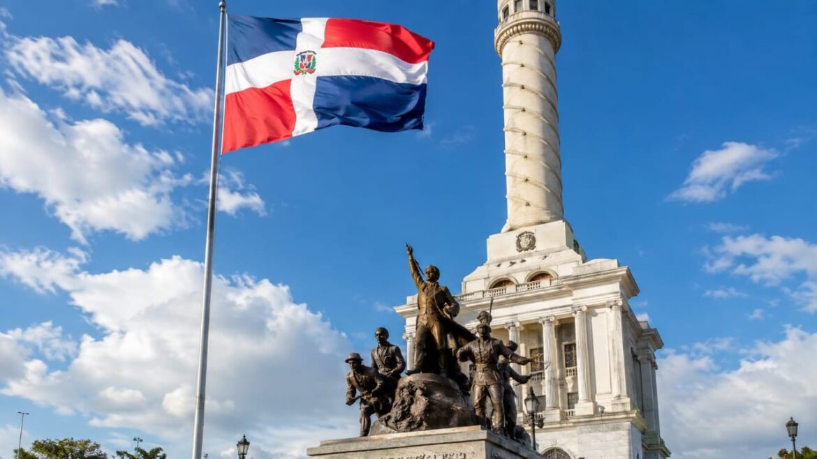 Monumento a la Restauración en Santiago República Dominicana