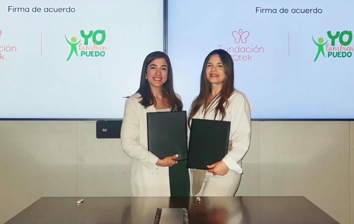 Reconocimiento a Fundación iQtek por inclusión social en Santo Domingo