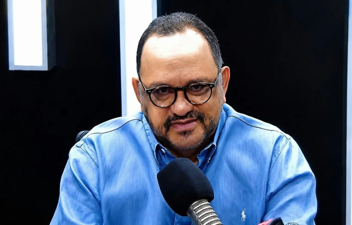 Antoliano Peralta hablando sobre evaluación del CNM a jueces de la SCJ