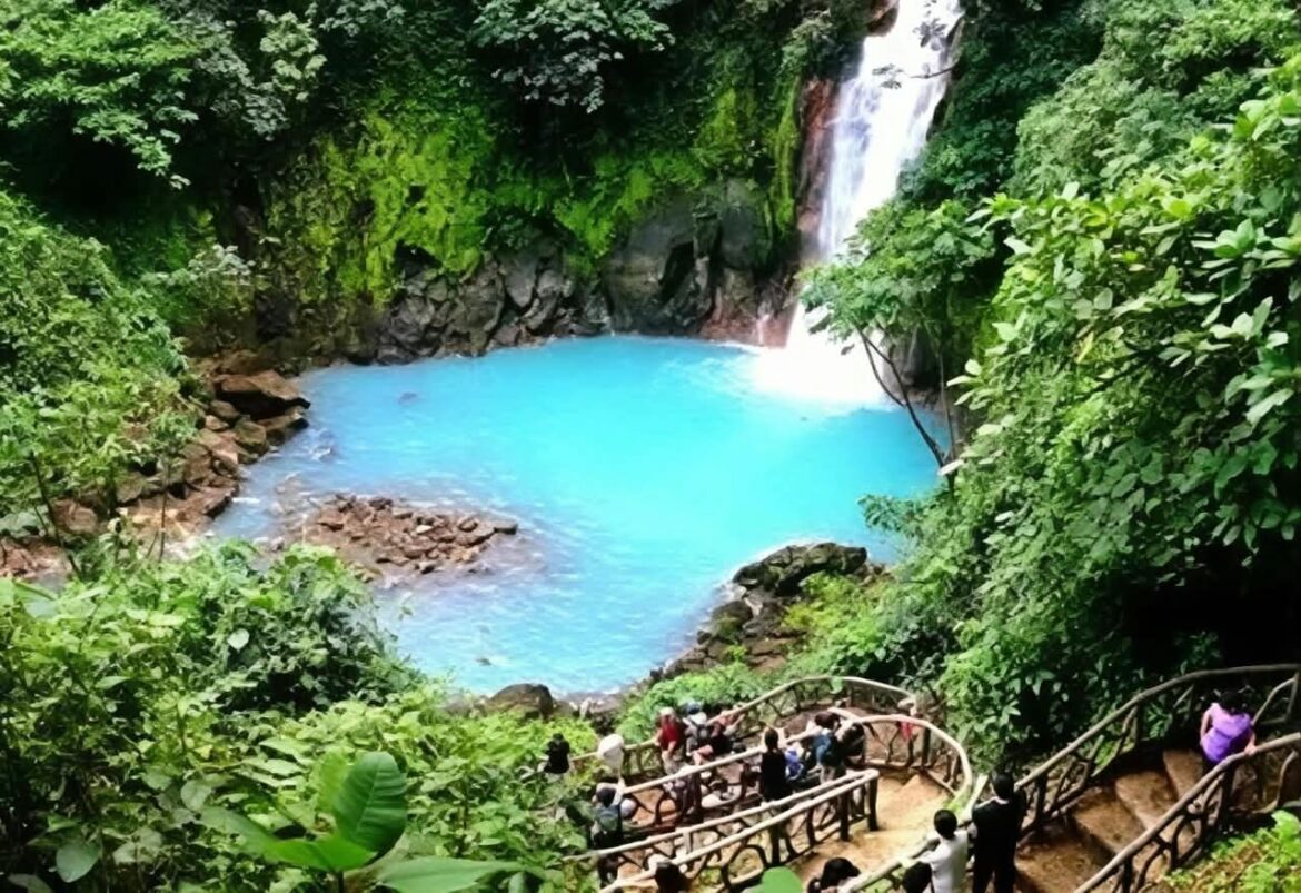 Arenal Fortuna recibe premio de turismo sostenible en Ciudad de México