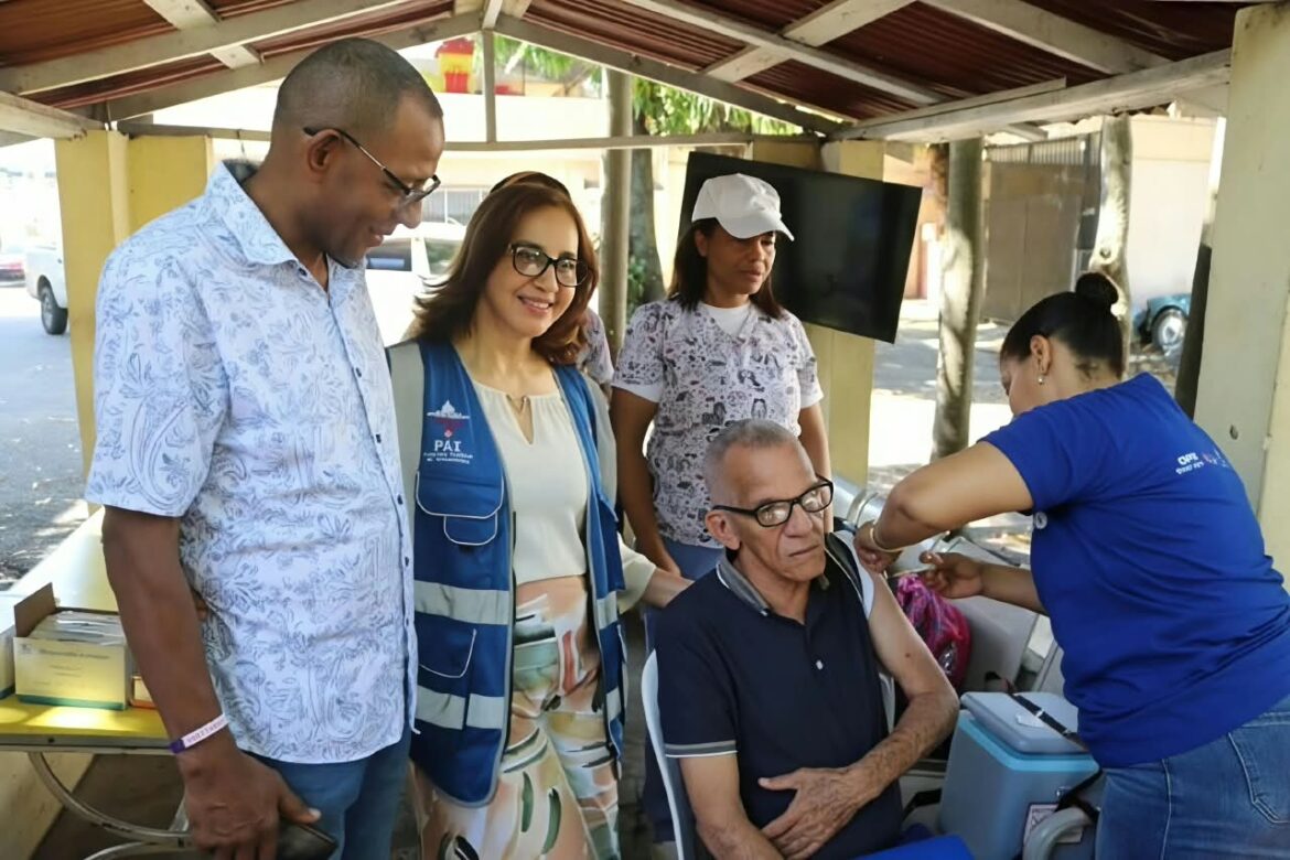 Jornada de vacunación SNTP SDE en Parroquia Paz y Bien